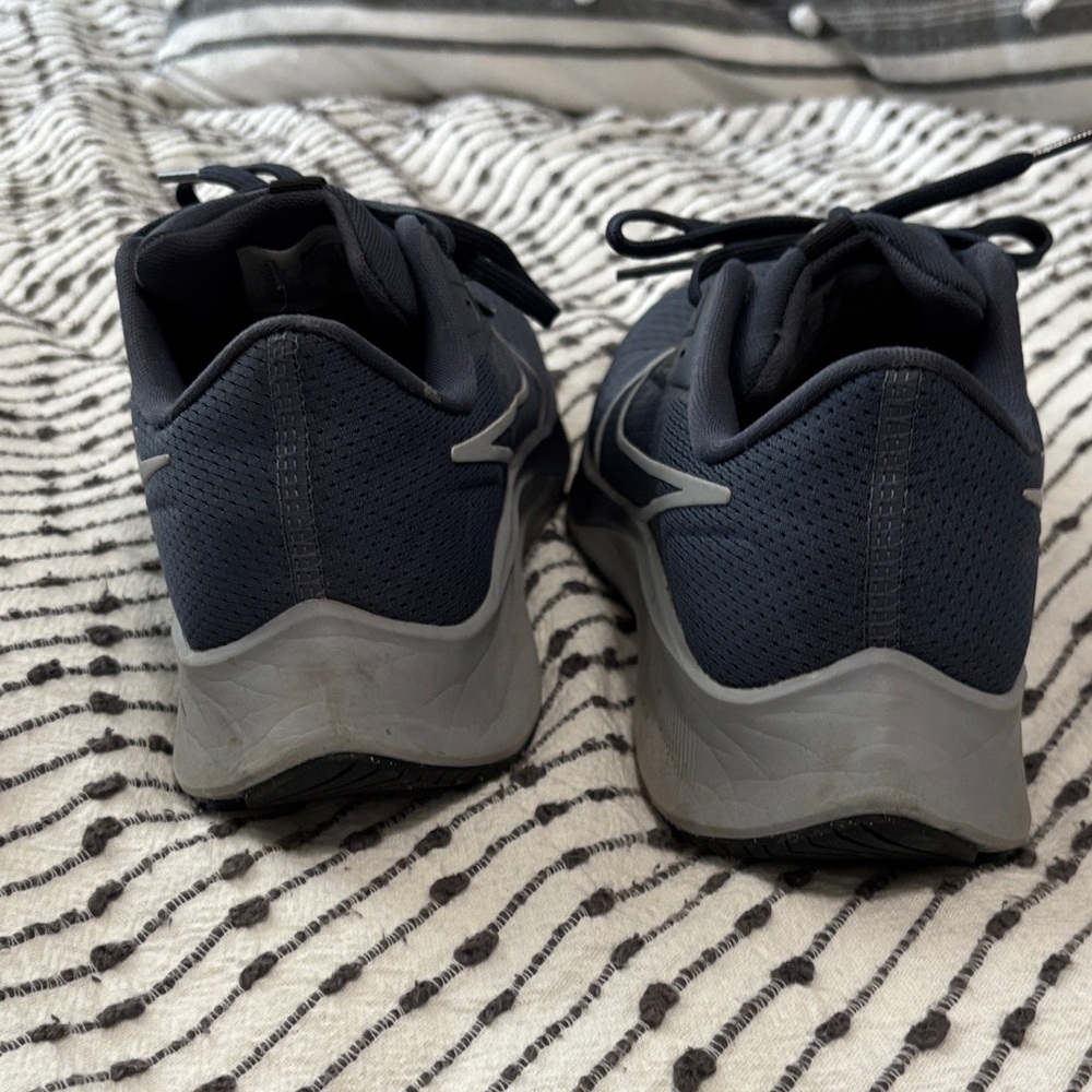 Nike Air Zoom Pegasus 38 running shoes  sz 8.5 - Picture 5 of 10